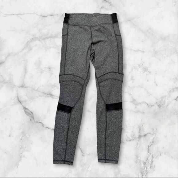 Lululemon Size 8 Gray & Black Leggings - Picture 1 of 2